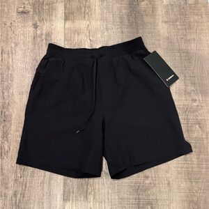 Lululemon Pool Short 7” - Men’s